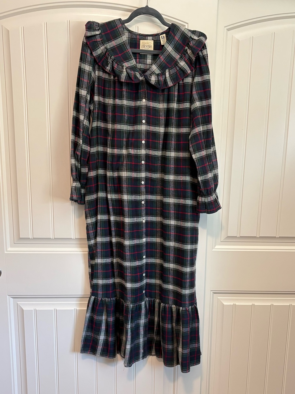 vintage Erika Taylor Country Cottons tartan plaid flannel nightgown size medium